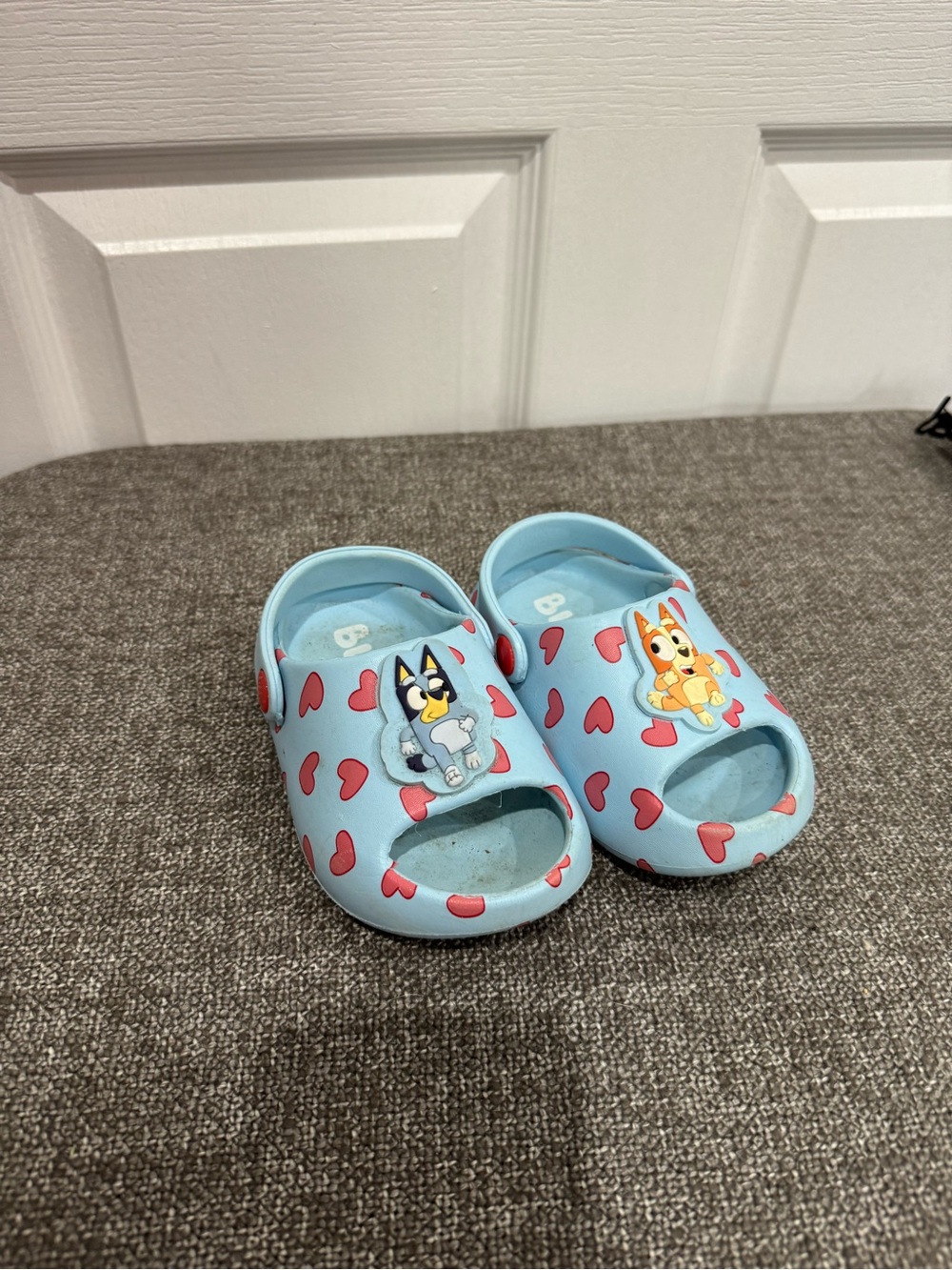 Light Blue Kids Heart-Print Slip-On Sandals with Puppy Characters